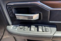 2023 RAM 2500 Laramie Rambox