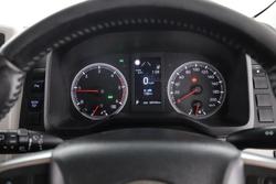 2021 Toyota Hiace Commuter
