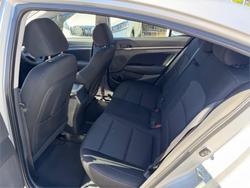 2015 HYUNDAI ELANTRA ACTIVE MD SERIES 2 (MD3) SILVER OR CHROME