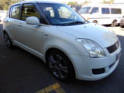 2008 Suzuki Swift RS415 Pearl White