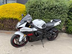 2019 Suzuki GSX-R750 White