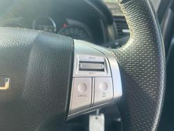 2021 Isuzu MU-X LS-U MY19 4x2 Titanium Silver