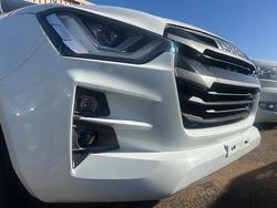 2022 Isuzu D-MAX LS-M MY22 4X4 Dual Range Mineral White