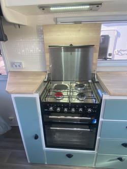 2024 Quantum Classic 21'6 - Simply Stunning