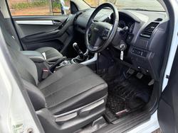 2019 Isuzu D-MAX LS-M