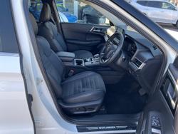 2023 Mitsubishi Outlander PHEV Aspire