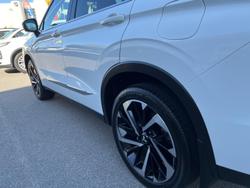 2023 Mitsubishi Outlander PHEV Aspire