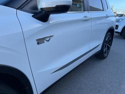 2023 Mitsubishi Outlander PHEV Aspire