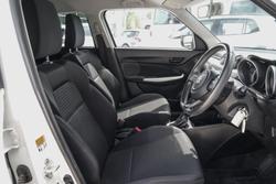 2017 Suzuki Swift GL Navigator