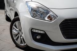 2017 Suzuki Swift GL Navigator