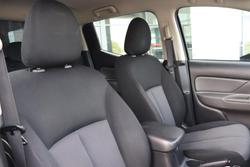 2017 Mitsubishi Triton GLX+