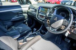 2016 Mitsubishi Outlander XLS