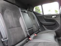 2018 Volvo XC40 T5 R-Design