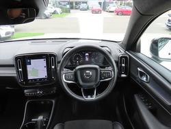 2018 Volvo XC40 T5 R-Design