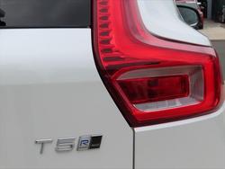 2018 Volvo XC40 T5 R-Design