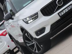 2018 Volvo XC40 T5 R-Design