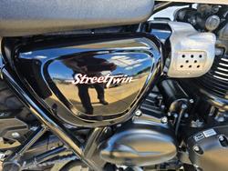 2017 Triumph STREET TWIN silver