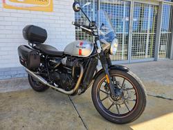 2017 Triumph STREET TWIN silver