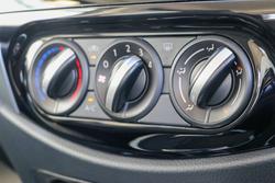 2025 Nissan Navara ST DUAL CAB