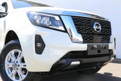 2025 Nissan Navara ST DUAL CAB