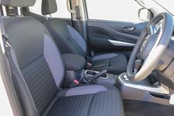 2025 Nissan Navara ST DUAL CAB