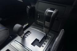 2013 Mitsubishi Pajero GLX-R