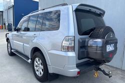 2013 Mitsubishi Pajero GLX-R