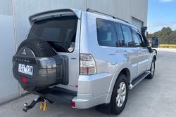 2013 Mitsubishi Pajero GLX-R