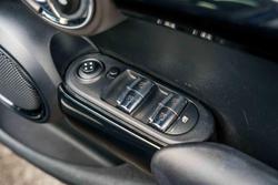 2017 MINI Hatch Cooper