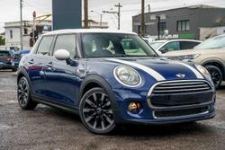 2017 MINI Hatch Cooper
