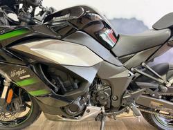 2020 Kawasaki NINJA 1000SX GREEN