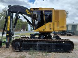 0 Tigercat L822E Yellow