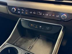 2024 Kia Carnival Sport+