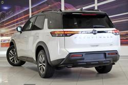 2024 Nissan Pathfinder Ti