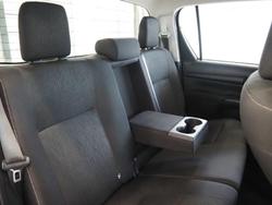 2022 Toyota Hilux SR