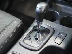 2022 Toyota Hilux SR