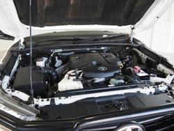 2022 Toyota Hilux SR