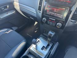 2019 Mitsubishi Pajero GLS