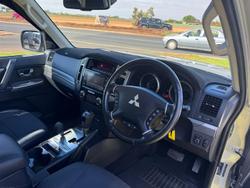2019 Mitsubishi Pajero GLS