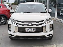 2024 Mitsubishi ASX ES