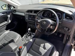 2016 Volkswagen Tiguan 110TSI Comfortline 5N MY17 Deep Black