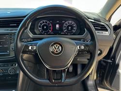 2016 Volkswagen Tiguan 110TSI Comfortline 5N MY17 Deep Black