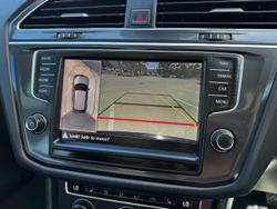 2016 Volkswagen Tiguan 110TSI Comfortline 5N MY17 Deep Black