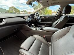 2018 Holden Calais V