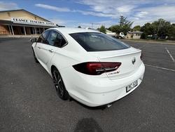 2018 Holden Calais V