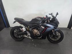 Honda CBR650R