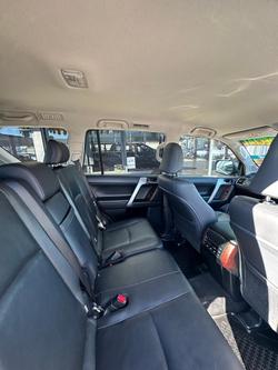 2017 Toyota Landcruiser Prado VX