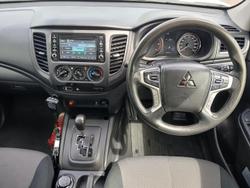 2022 Mitsubishi Triton GLX