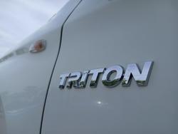 2022 Mitsubishi Triton GLX