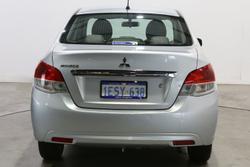 2015 Mitsubishi Mirage ES